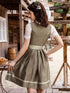Wiesenzauber | Hellgrünes Vintage Kleid mit Spitze & Plissee-Rock – Knielang für Oktoberfest
